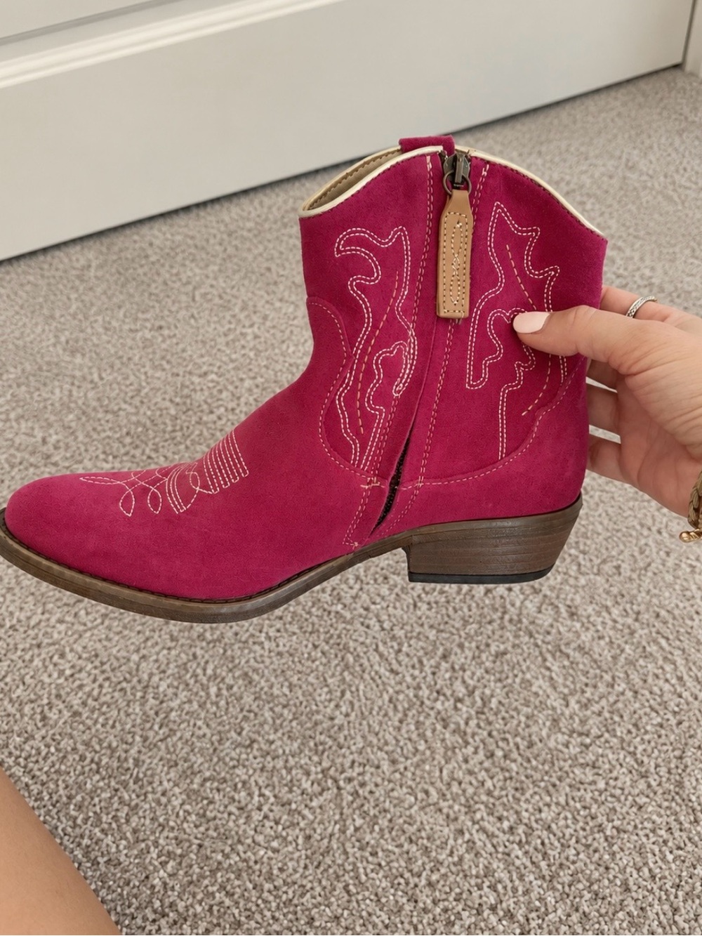 Dingo Women Suede Western Ankle Boots - Fuchsia Pink, worn once.